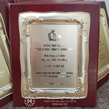 03 Bằng khen - bảng vinh danh