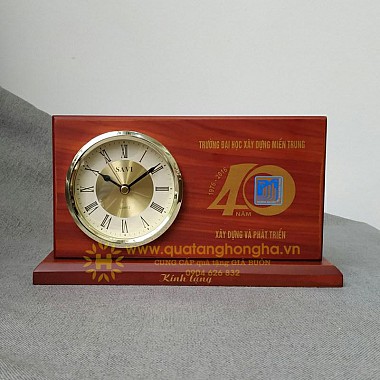 Đồng hồ để bàn savi - quà tặng kỷ niệm 40 năm thành lập trường