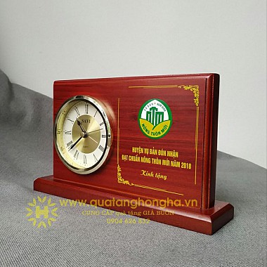 01 Quà tặng Đối ngoại - Đồng hồ để bàn savi