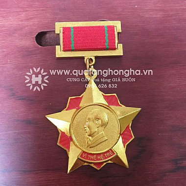 Huy chương vì thế hệ trẻ