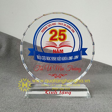 quà tặng 25 năm ra trường - kỷ niệm chương pha lê 25 năm ra trường