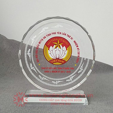 quà tặng tôn vinh - kỷ niệm chương pha lê tôn vinh