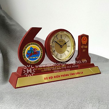 Đồng hồ để bàn savi - quà tặng kỷ niệm 60 năm thành lập - số 60 kỷ niệm