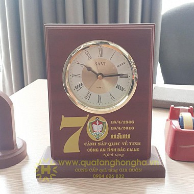 Đồng hồ để bàn savi - quà tặng kỷ niệm 70 năm thành lập